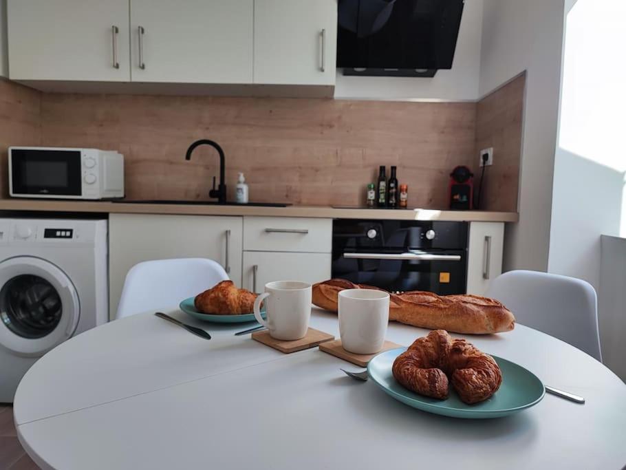 Pause Entre Cite Et Bastide *Clim *Wifi *Smart Tv Carcassonne Exterior foto