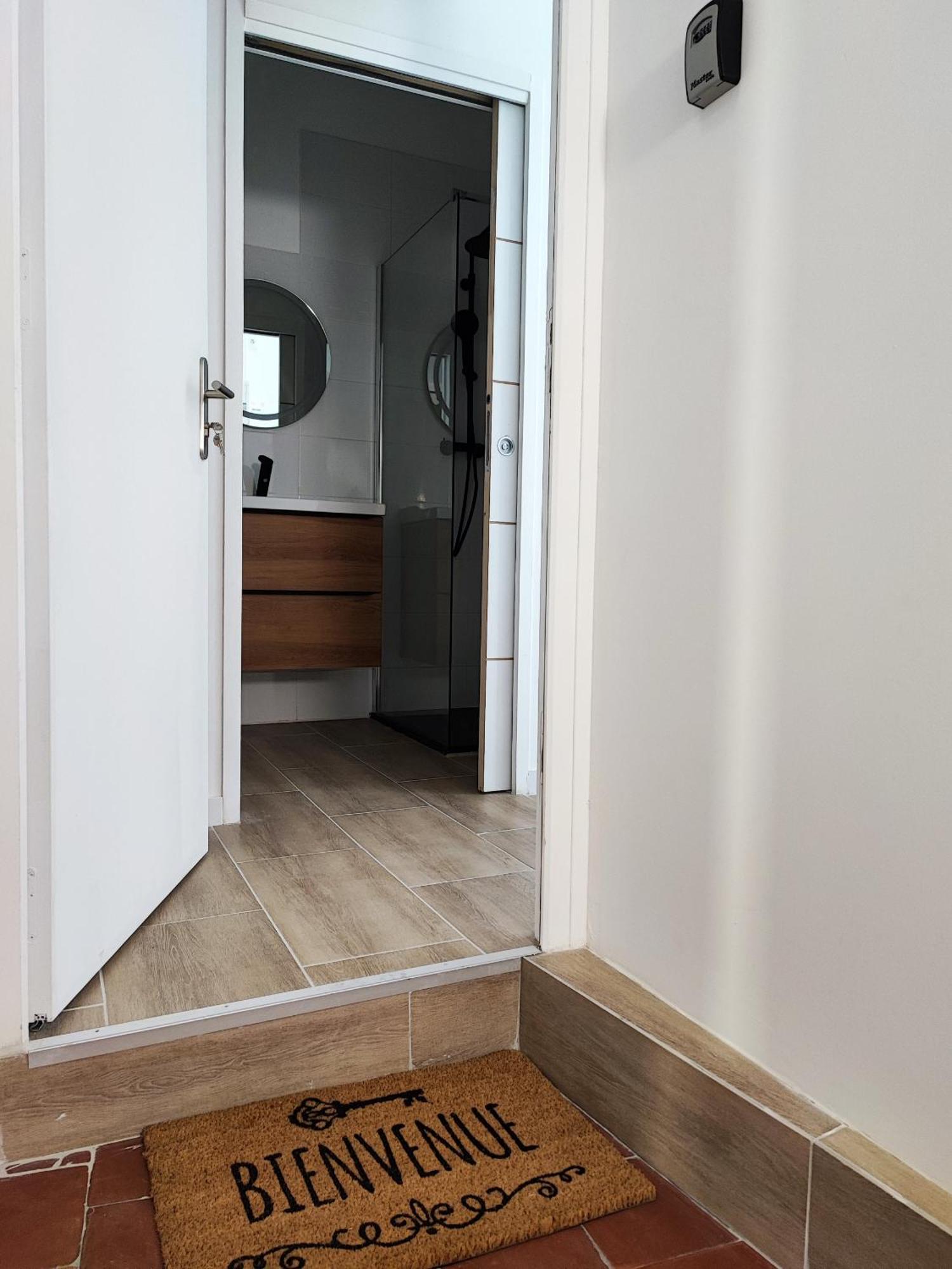 Pause Entre Cite Et Bastide *Clim *Wifi *Smart Tv Carcassonne Exterior foto